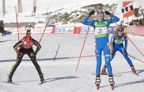 MAKARAINEN Kaisa, ZIDEK Anna Carin, WILHELM Kati