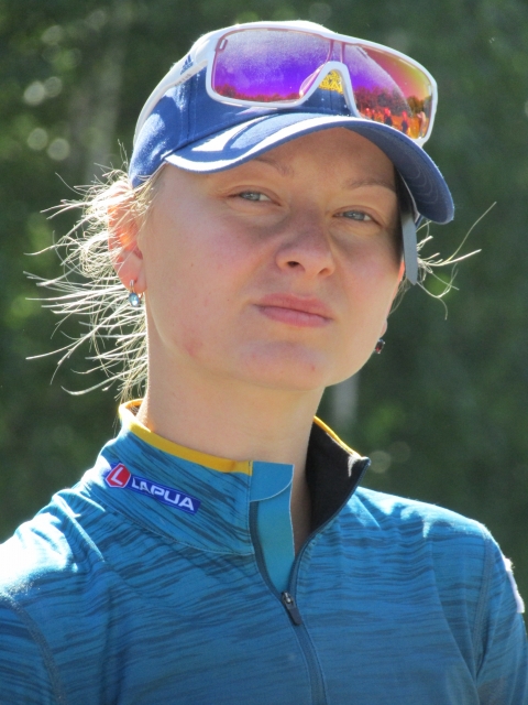 BONDAR Yana