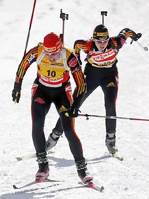   APEL Katrin   WILHELM Kati 