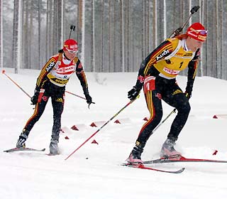   HENKEL Andrea   WILHELM Kati 