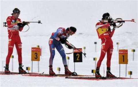 -  BJOERNDALEN Ole Einar   KRUGLOV Nikolay   SVENDSEN Emil Hegle 