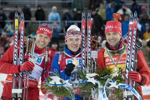 -  BJOERNDALEN Ole Einar   HANEVOLD Halvard   TCHOUDOV Maxim 