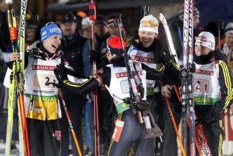   HENKEL Andrea   NEUNER Magdalena   WILHELM Kati   LANG Kathrin 