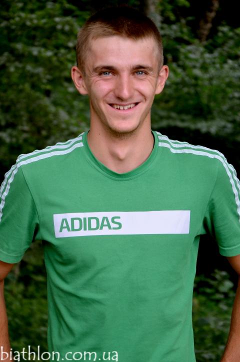   PIDRUCHNUY Dmytro 