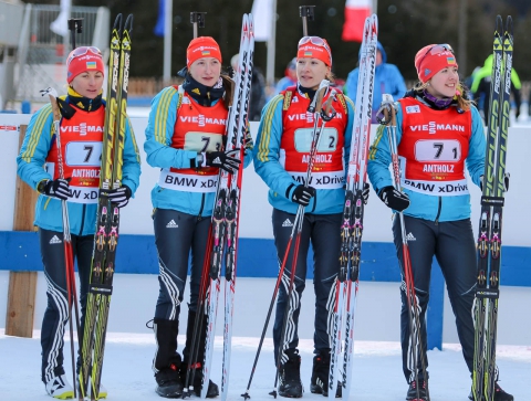   SEMERENKO Valj   BURDYGA Natalya   DZHIMA Yuliia   ABRAMOVA Olga 