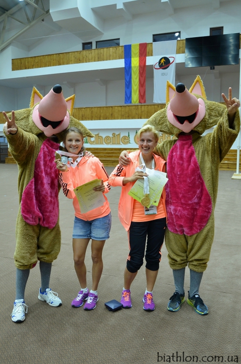   MERKUSHYNA Anastasiya   ZHURAVOK Yuliya 
