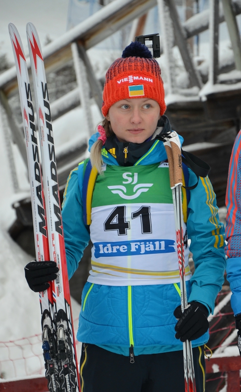   BONDAR Yana 