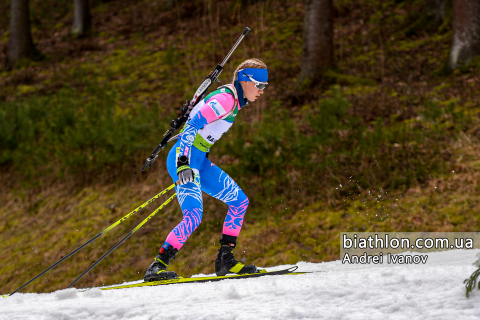   REZTSOVA  Kristina 