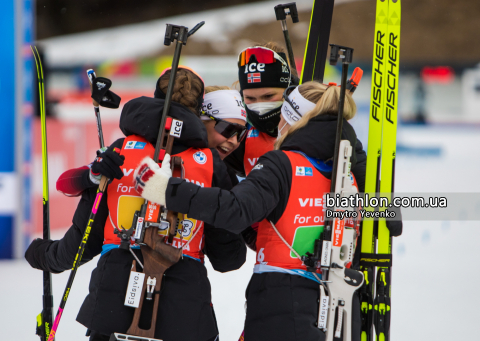   ECKHOFF Tiril -  TANDREVOLD Ingrid Landmark -  KNOTTEN Karoline Offigstad   LIEN Ida 