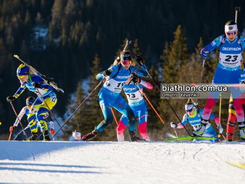   DZHIMA Yuliia   CHEVALIER Chloe   VASNETCOVA Valeriia 